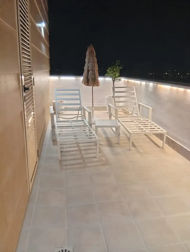 Exclusivo Ático con Vistas Panorámicas y Dos Terrazas — 29