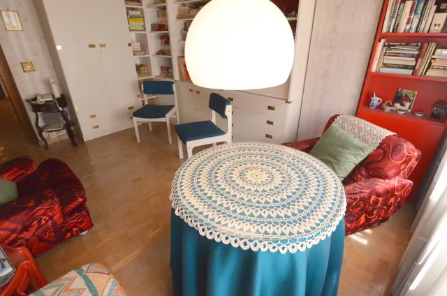 Urbis te ofrece un piso en venta en zona San Juan, Salamanca. — 24