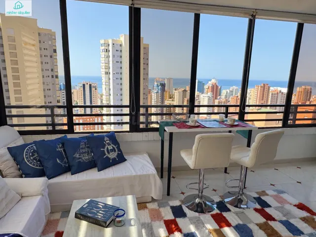 EXCLUSIVO APARTAMENTO PANORÁMICO EN EL CORAZÓN DE BENIDORM,  - foto 4