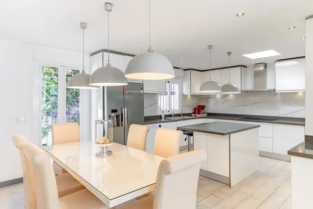 Chalet 5 habitaciones 220m² en venta - Costa Del Sol — 6
