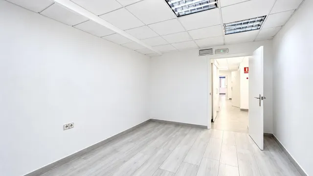 ESPECTACULAR ENTREPLANTA DE OFICINAS DE 314 M2 — 14