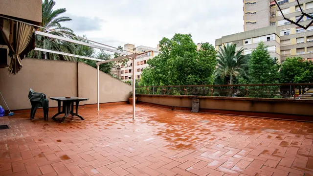 Piso en Elda, con amplia terraza y vistas a parque y jardín