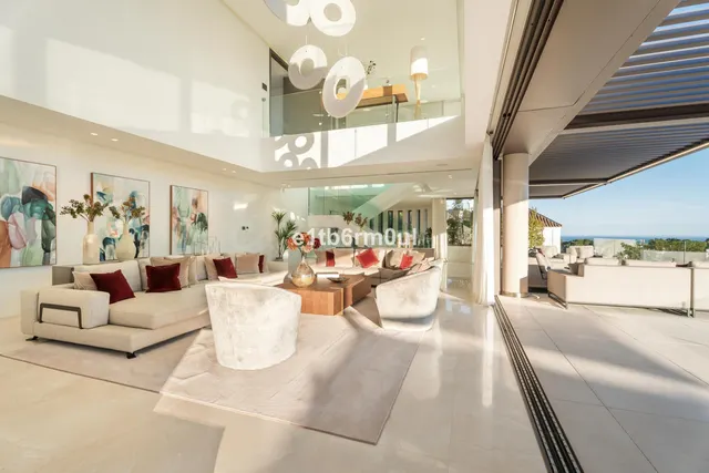Chalet 5 habitaciones 642m² en venta - Costa del Sol - foto 3