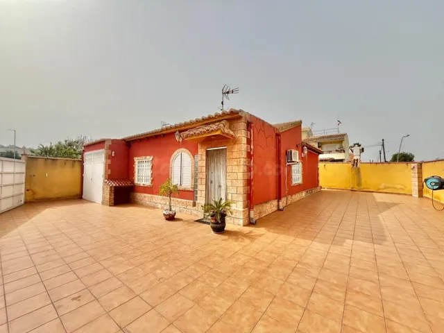 Villa 2 habitaciones 120m² en venta - Los Balcones - Los Alt