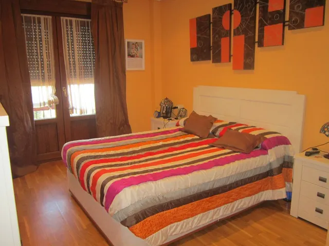 APARTAMENTO, 80 M2, SALÓN, COCINA, 2 HAB., 2 BAÑOS, TRASTERO, 2 P.GARAJE. MUCHAS MEJORAS. EXTERIOR. — 11