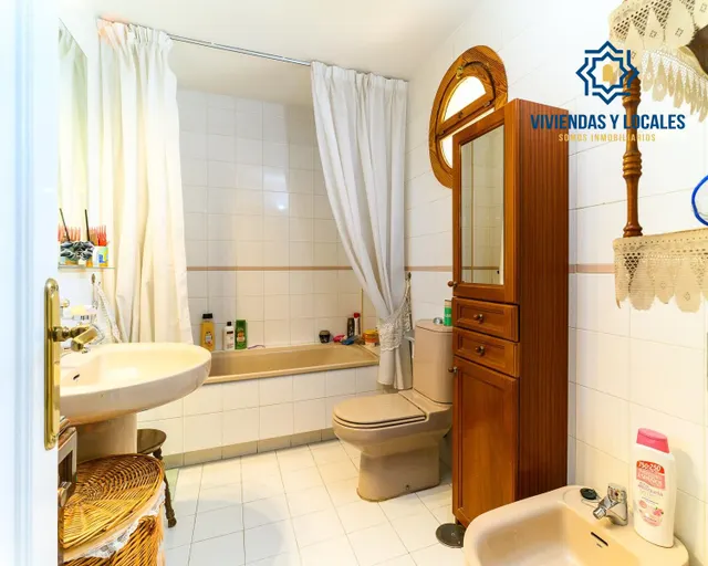 ¡Tu Oasis Privado de Lujo en Cortijo del Aire: Piscina, Espacio y Exclusividad en Albolote! — 30