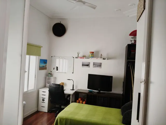 Se vende piso en cadiz , zona centro - mercado — 35