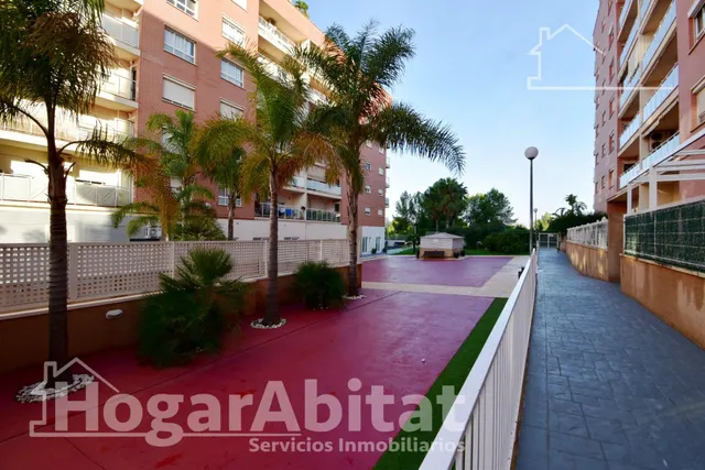 Luz, amplitud y confort familiar en este exclusivo piso esquinero en residencial con piscina, garaje y trastero — 44