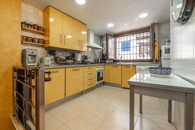 Espectacular casa con vistas directas a la Alhambra y Licencia Turística Activa en el Albaicín — 6