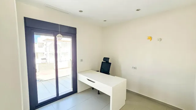 Villa 3 habitaciones 125m² en venta - Cuidad Quesada — 32