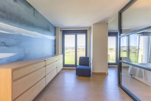 Espectacular chalet en Sancibrián con piscina climatizada — 37