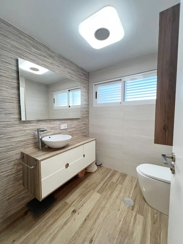 Moderno Pareado en Alenda Golf con Piscina y Sostenibilidad — 35