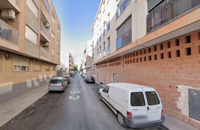 Se vende piso OKUPA en Murcia (Murcia).