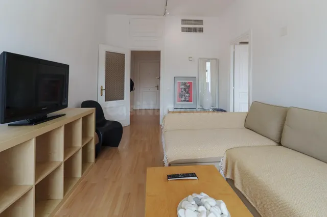 Apartamento reformado en el Corazón de Madrid - Palacio — 3