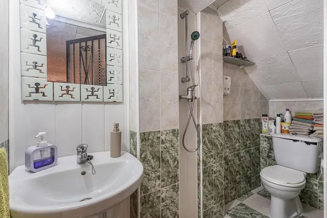 Casa en Cullar Vega con todas las comodidades a tu alcance. — 34