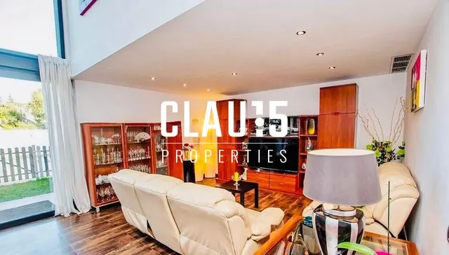 Casa en venta en el centro de Argentona con jardín, piscina, - foto 2
