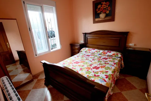 Fantástica casa en Montijo, con amplias estancias, totalmente equipada para entrar a vivir. — 13