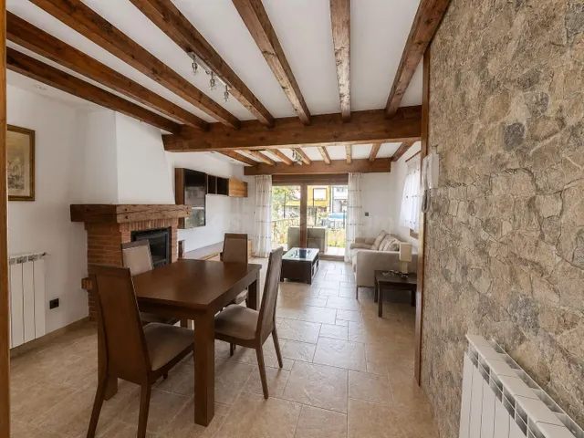 Casa pareada de estilo montañés totalmente restaurada en La  - foto 4