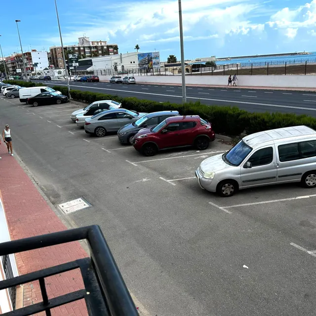 Apartamento a 150 metros del mar, zona Playa Los Naufragos — 6
