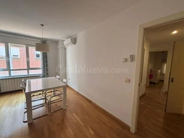 General Villalba. Piso con 2 dormitorios y 1 baño. Garaje y  - foto 2