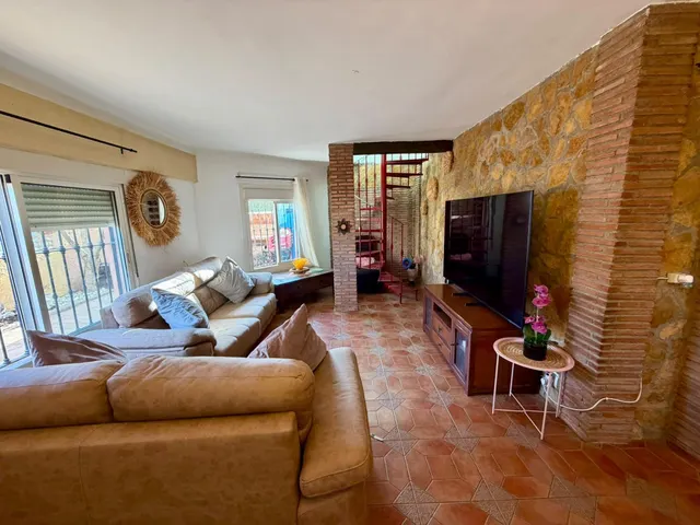 Chalet independiente junto a la playa en Costacabana – Almería — 7