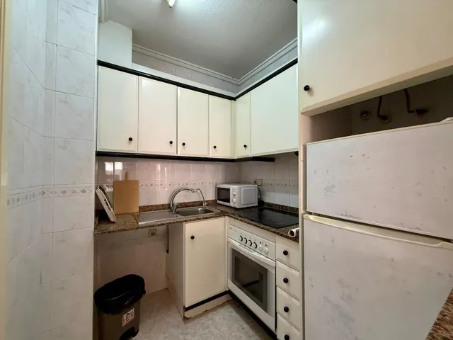 Apartamento de 2 dormitorios a 450 metros de Playa del Cura — 17