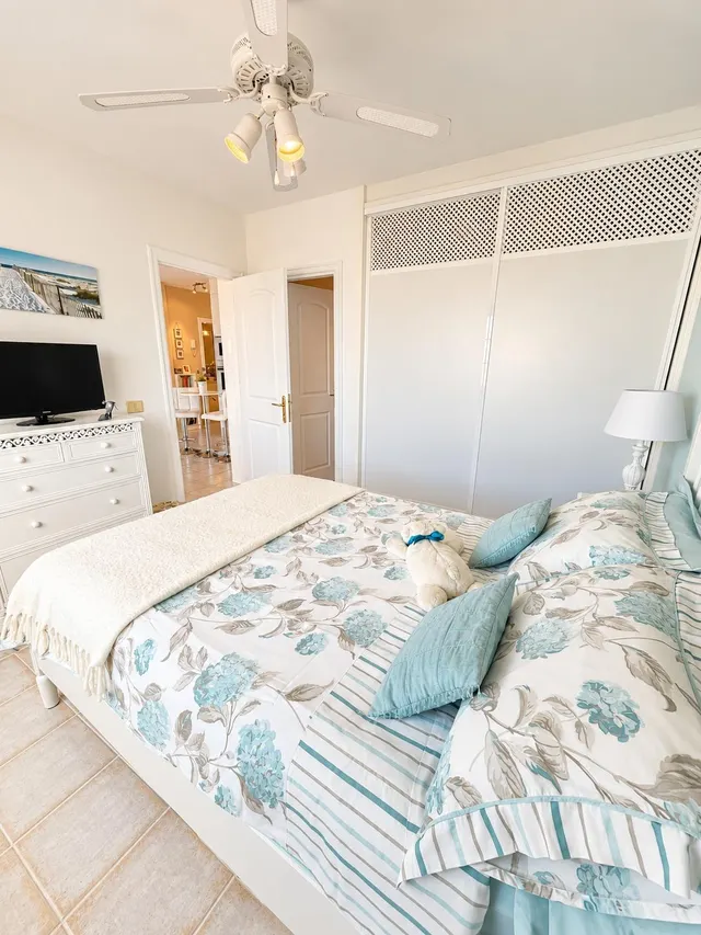 ## Ático de 2 dormitorios con gran terraza, vistas al mar y amplio garaje en La Finca, Chayofa — 13