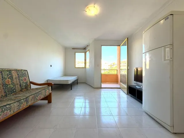Estudio en Venta a Pasos de la Playa del Cura, Torrevieja - foto 4