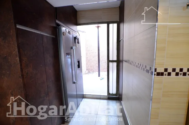 ¡MAGNÍFICO ADOSADO! AMPLIO Y LUMINOSO CON TERRAZA Y TRASTERO — 11