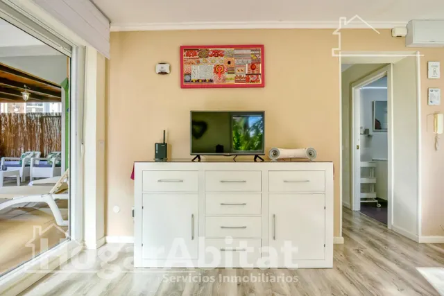 Reformado con terraza y licencia turística junto al mar — 30