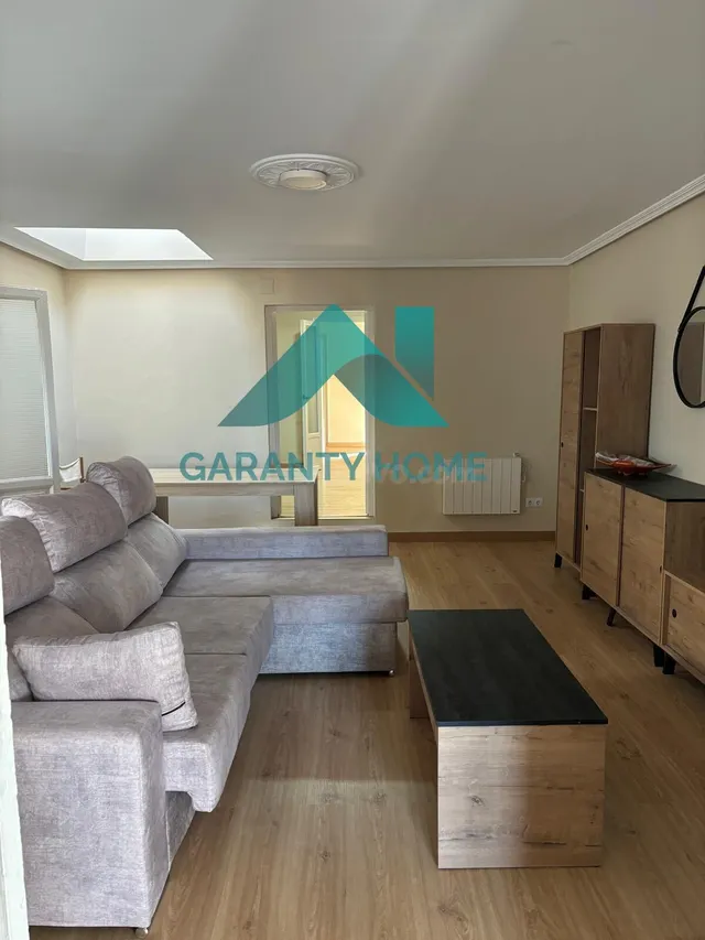 ¡PISO REFORMADO EN VENTA EN PLAZA DE SANTIAGO, CÁCERES! — 2