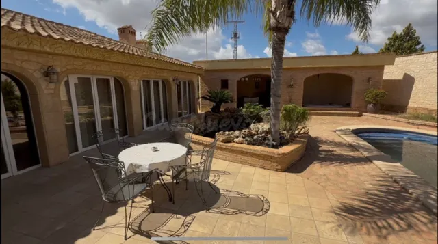 Villa 6 habitaciones 440m² en venta - Los Nietos — 2