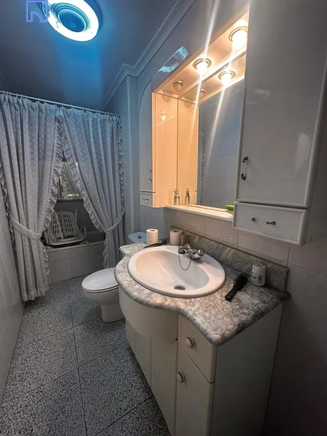 Casa en Cortes, 90.000€ — 2