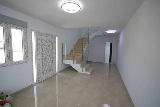 Villas de Obra Nueva en Pinoso en parcelas rústicas — 5