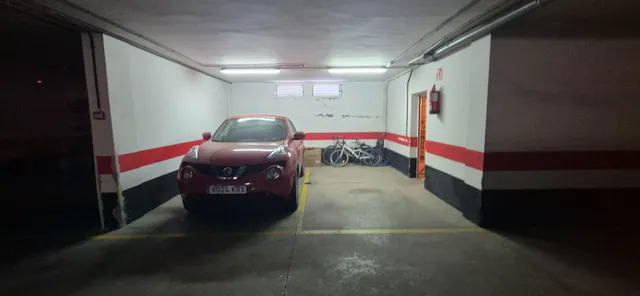 Dúplex con terraza, dos plazas de garaje y trastero en Playa de Arinaga. — 44