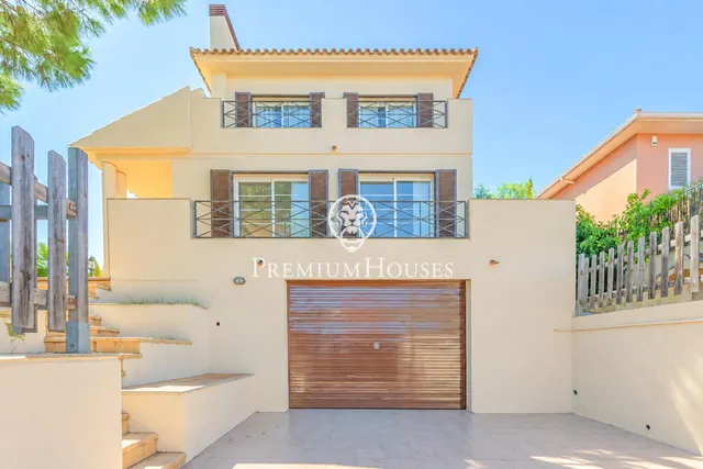 Casa con jardín y piscina en L'Aragai — 34