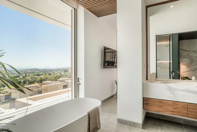 Chalet 6 habitaciones 943m² en venta - Costa Del Sol — 25