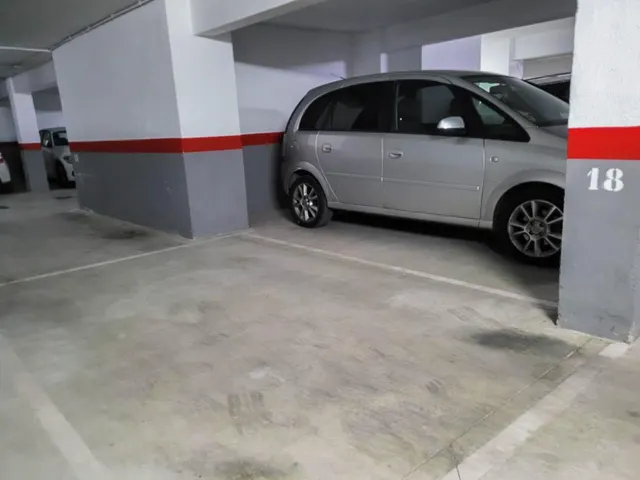 Plaza de parking a la venta en zona Camí Fondo de Martorell — 10