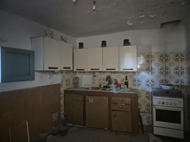 Casa de pueblo a reformar — 16