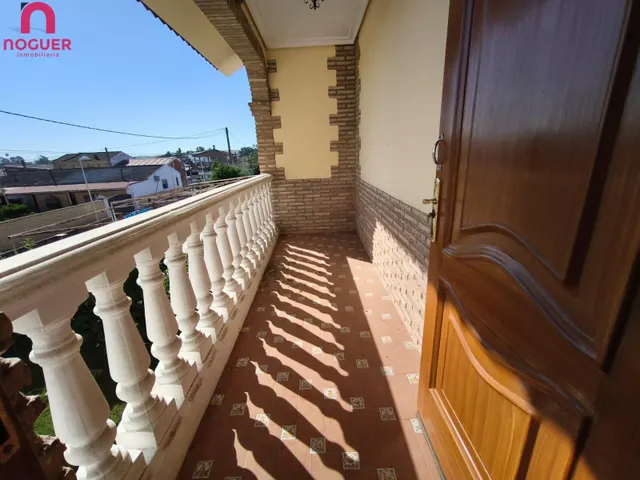 FANTASTICA CASA ZONA AEROPUERTO CON LUZ Y AGUA Y ESCRITURAS — 25
