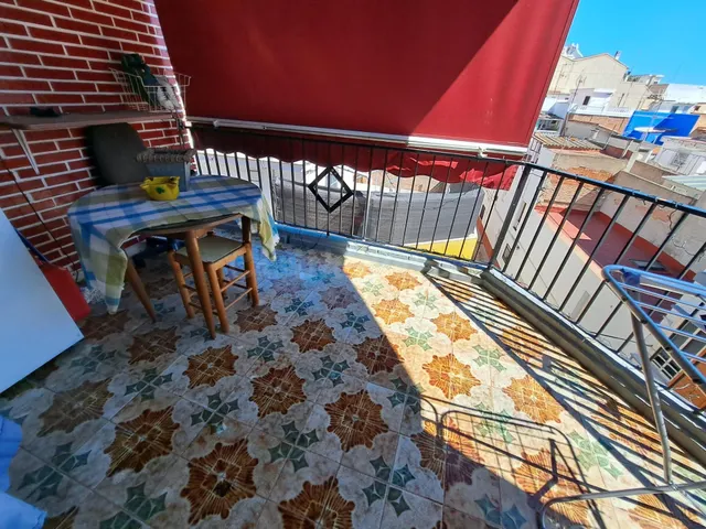 ✨ Piso en venta en Alzira – Zona Caputxins, luminoso y con g - foto 5