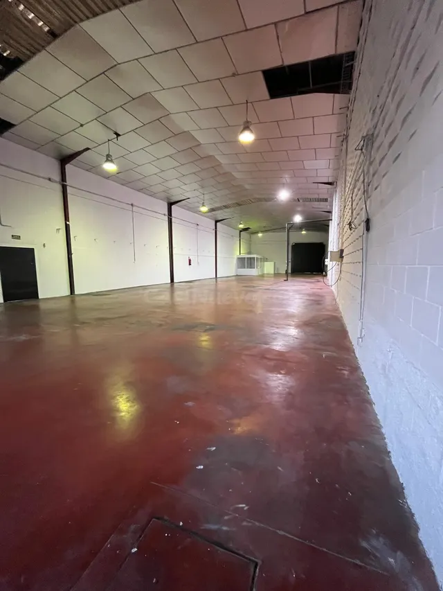 NAVE EN RENTABILIDAD EN DOS HERMANAS SEVILLA - foto 5