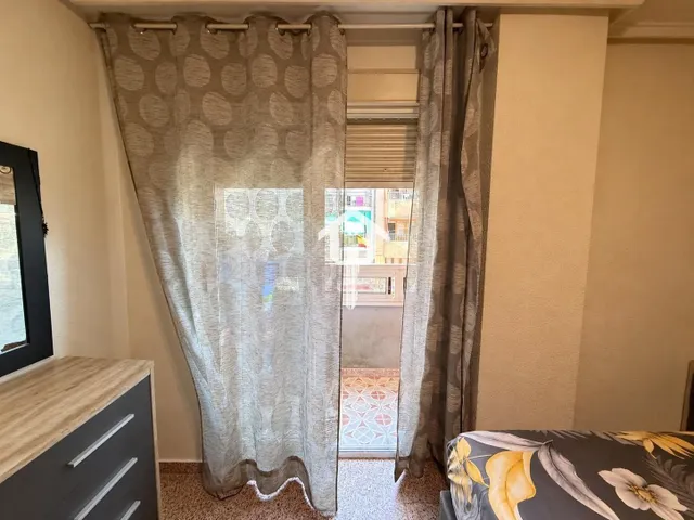 PISO EN VENTA EN ALICANTE. ZONA DE LA FLORIDA. 114m2, 3 habitaciones DOBLES, 1 BAÑO COMPLETO Y UN ASEO. PRIMERA PLANTA CON ASCENSOR. — 23
