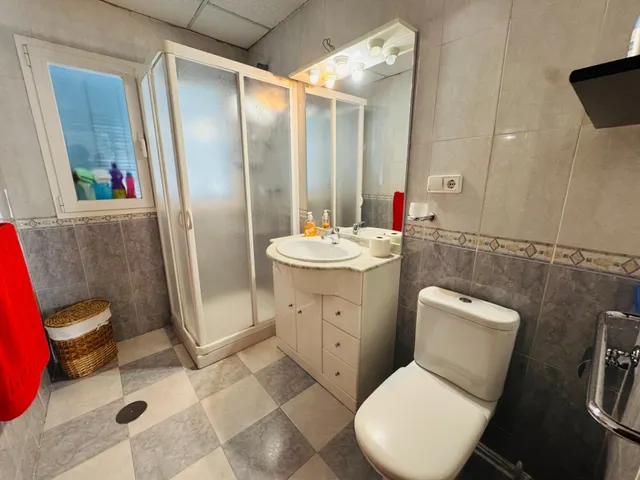Magnífica casa en venta en Avenida Granada, Pulianas — 30