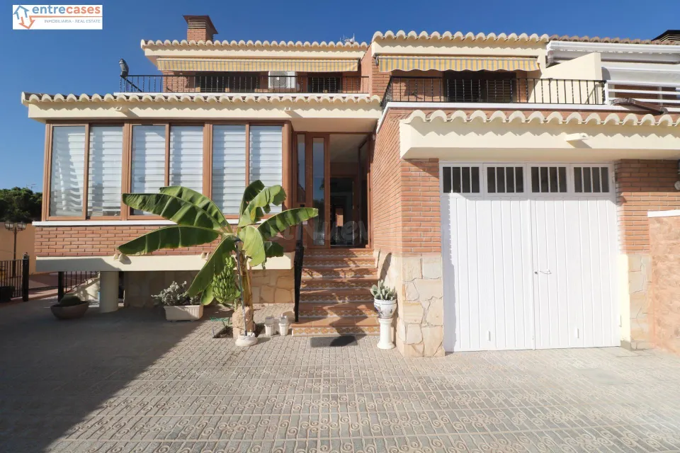¡¡Tu chalet soñado en Puerto de Sagunto, ya es una realidad!!