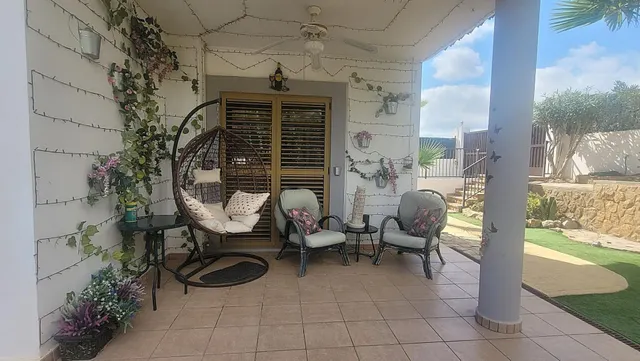 Villa 3 habitaciones 180m² en venta - Sierra cortina — 28