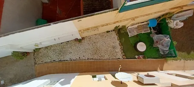 Amplio adosado totalmente reformado con Apartamento independiente. — 16