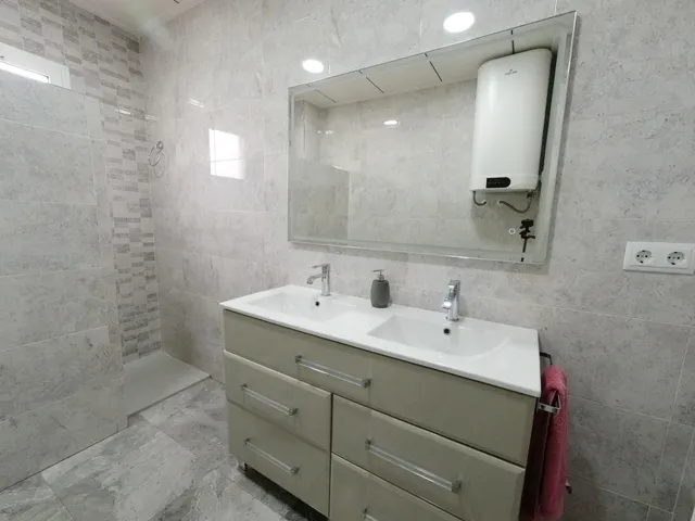 Ático exclusivo reformado con amplia terraza en pleno Raval de Elche — 19