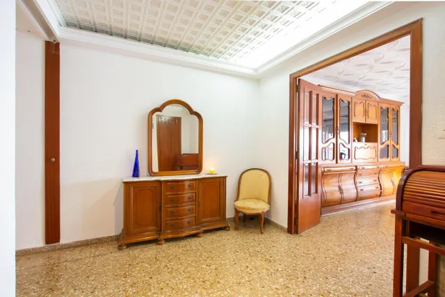 ¡amplia vivienda en pleno centro de Algemesí con garaje! — 8