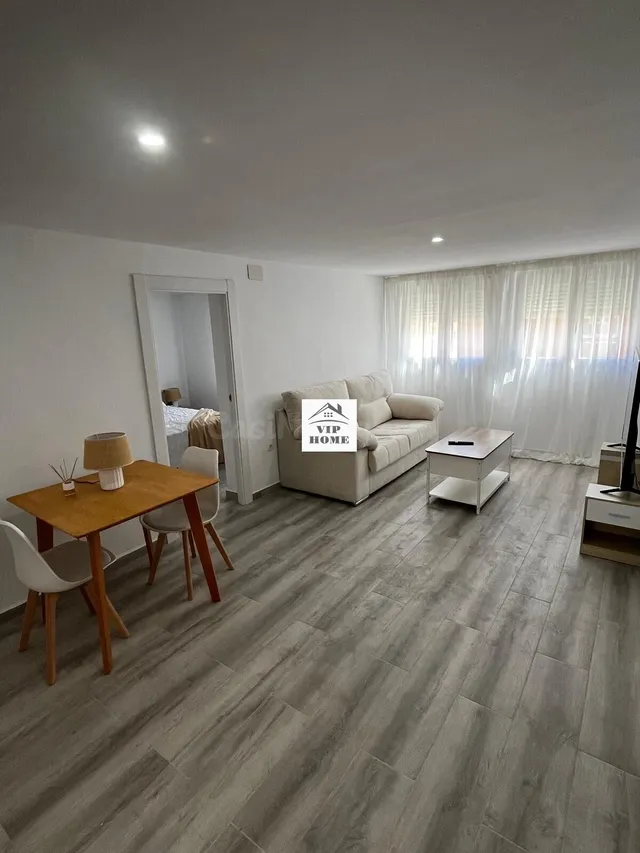 Se alquila piso - foto 4